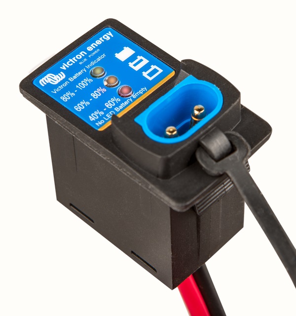 Panelový indikátor stavu baterie s oky M8 Victron Energy k BP IP65 - 3838