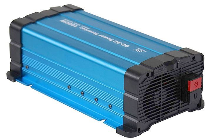 Měnič napětí 12V/230V 1000W, USB, Solarvertech FS1000, čistá sinusovka, D.O. drátové s displayem