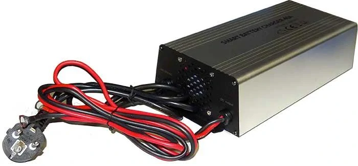 Nabíječka Pb a LiFePO4 aku. BG12/24-40, 12V/24V 40A s automatikou