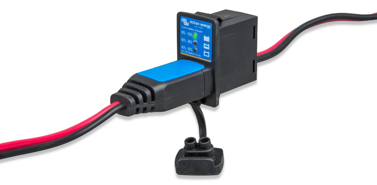 Panelový indikátor stavu baterie s oky M8 Victron Energy k BP IP65 - 3838