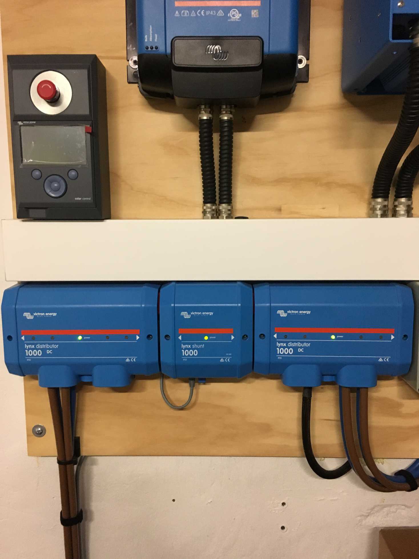 Victron Energy Lynx Shunt VE.Can (M8)